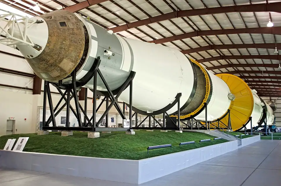 Photo: Saturn V Rocket -- Johnson Space Center