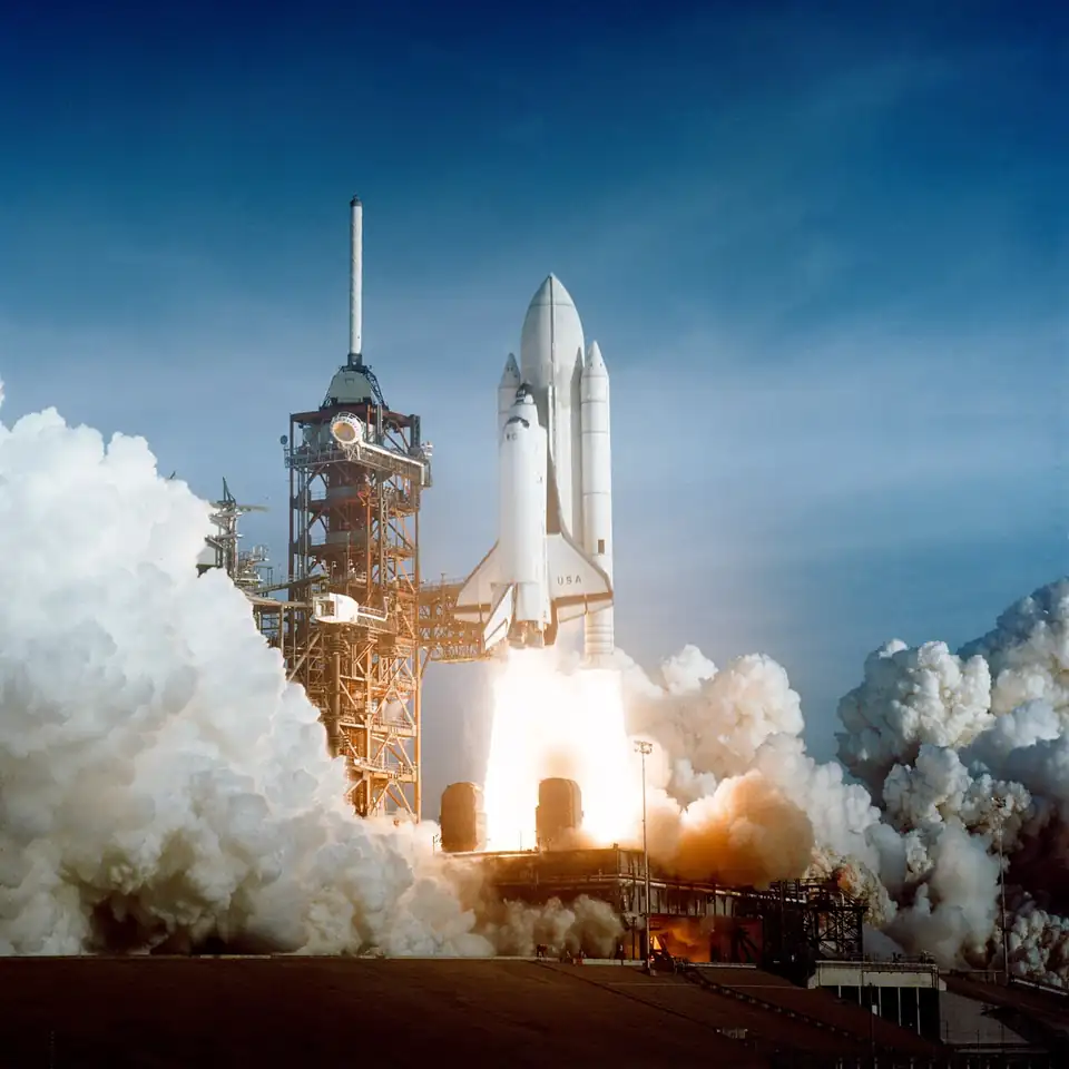 Photo: Space Shuttle Columbia launching