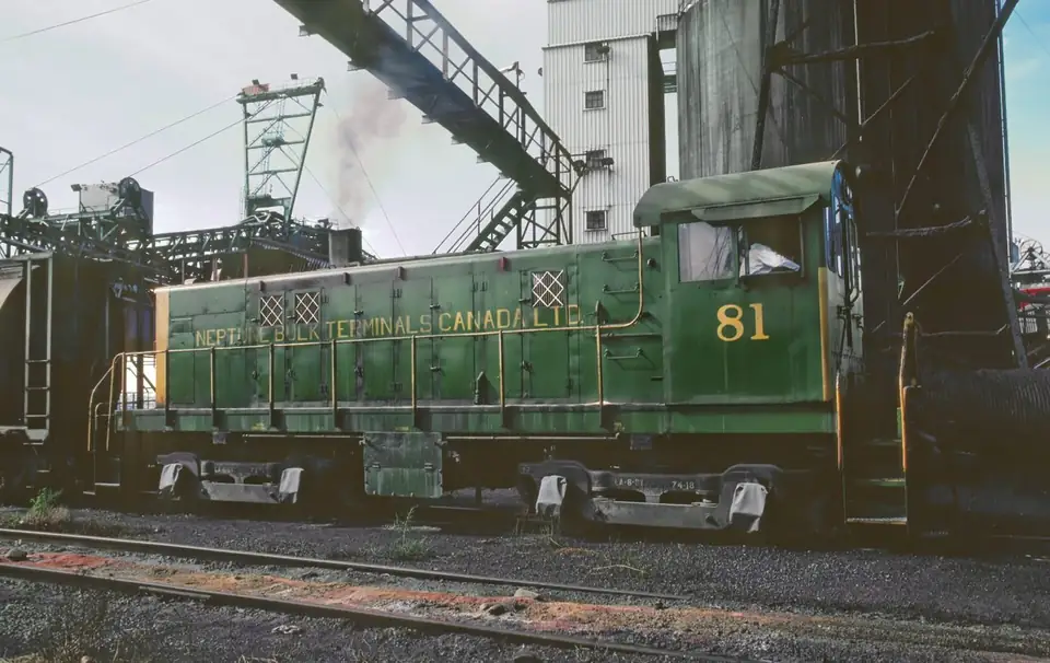 A switching locomotive at Neptune Bulk Terminals in North Vancouver